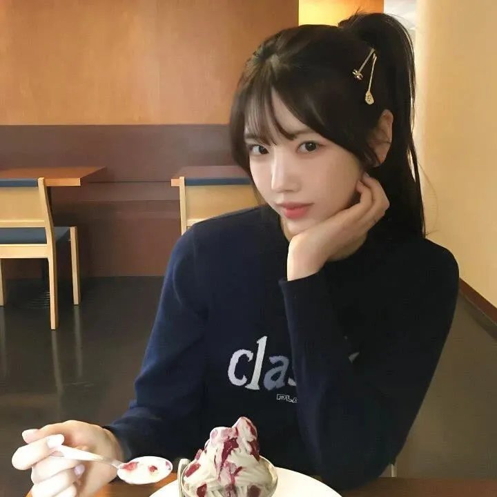 这女孩